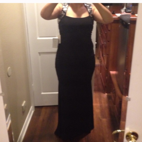 Cache gown - Picture 3 of 6